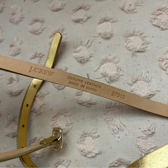 J Crew Leather Belt Gold Size Small - Picture 2 of 3